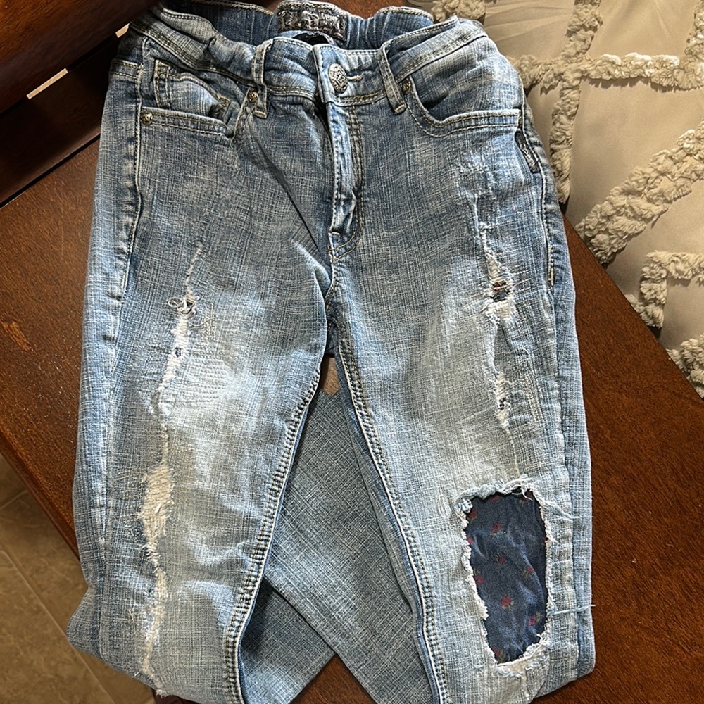 NWOT Silver Jeans Blue Patchwork Slim Denim - 10